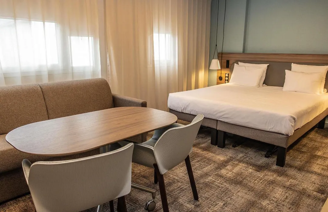 Novotel Suites Clermont Ferrand Polydome-1