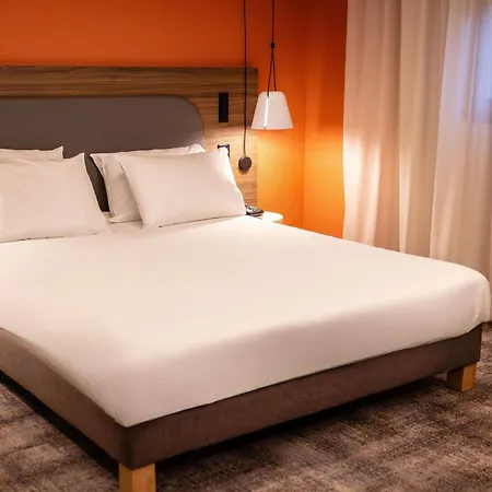Novotel Suites Clermont Ferrand Polydome-2